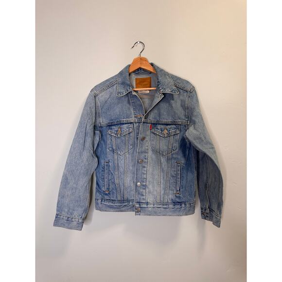 Levi's Strauss Light Wash Blue Jean Denim Jacket - Picture 1 of 4